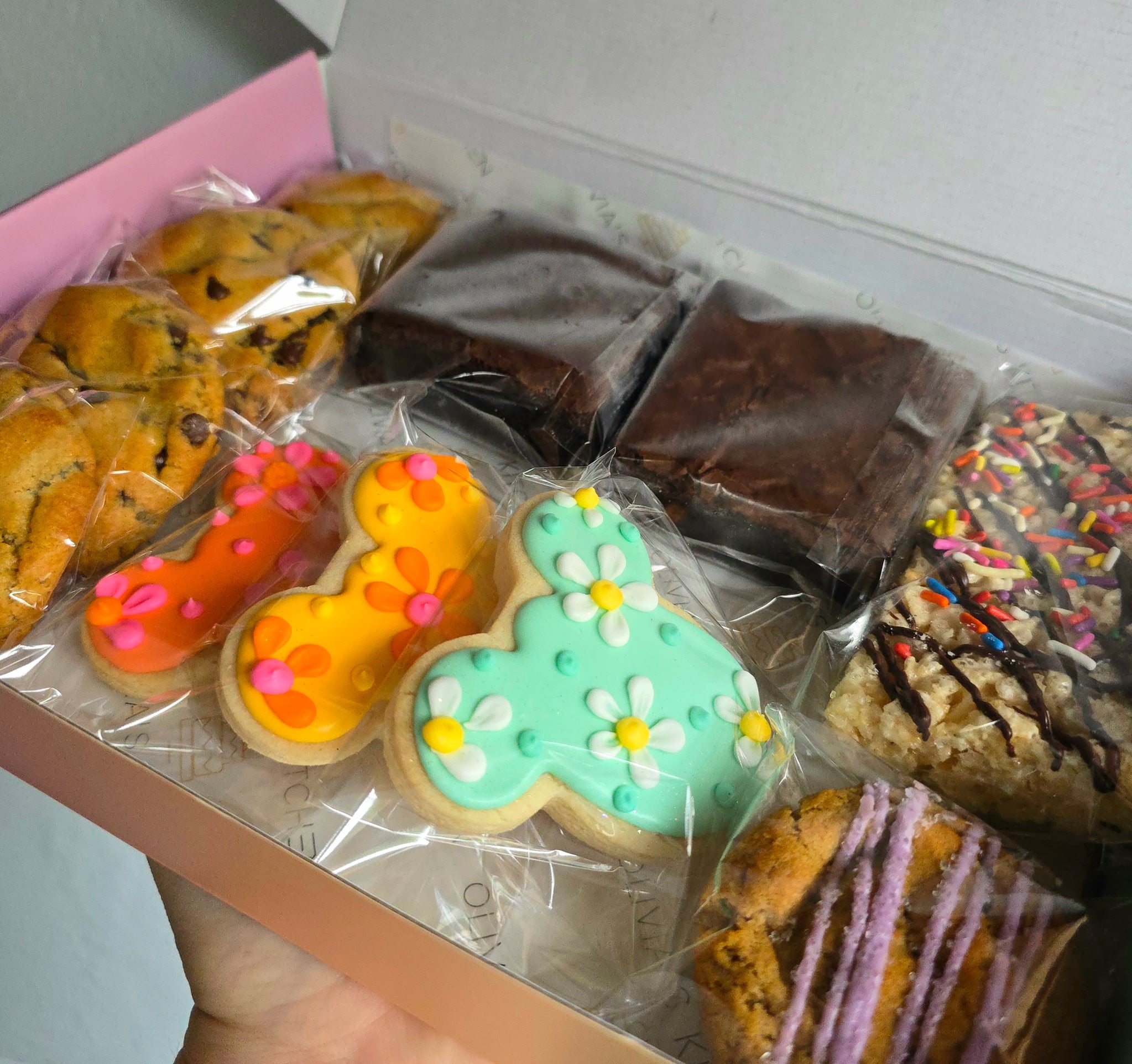 The Seasonal Treat Box