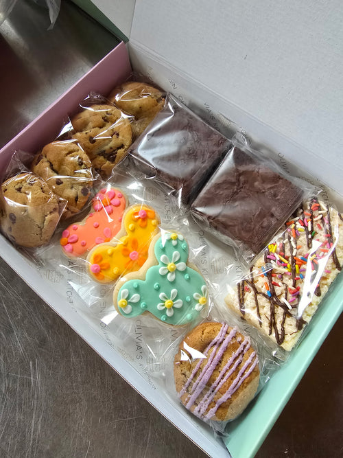 The Seasonal Treat Box