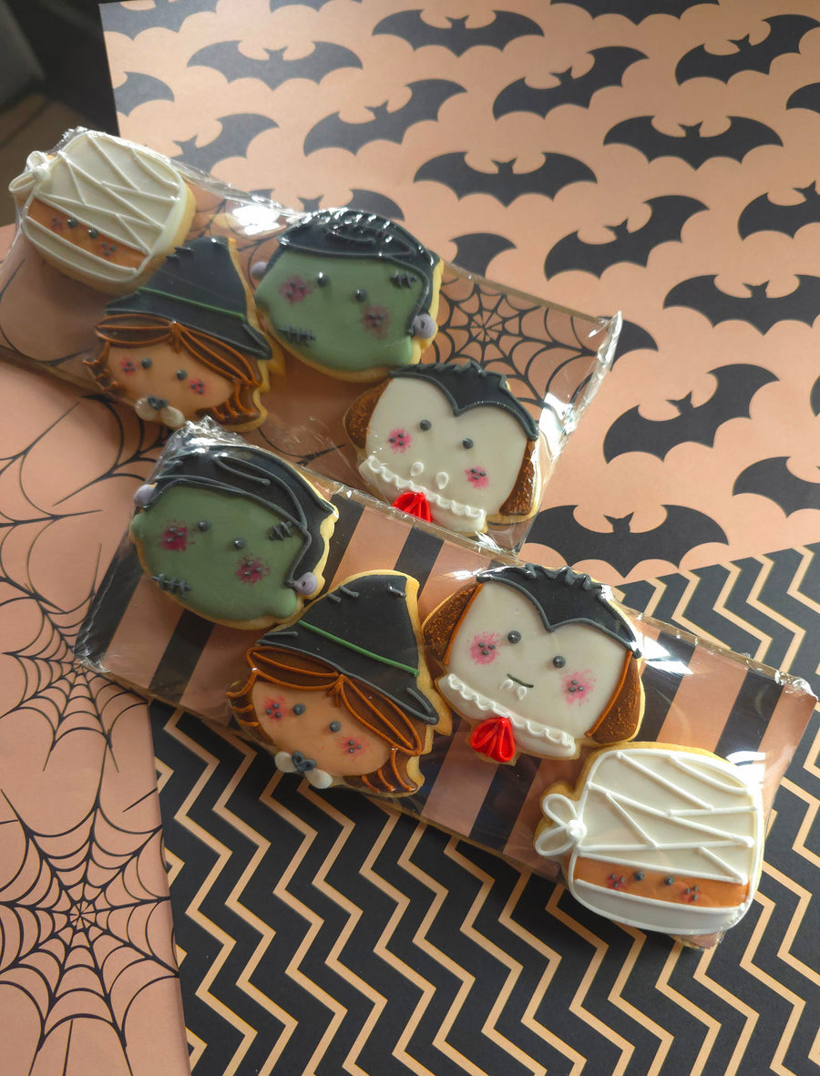 Sweet & Spooky Friends : Decorated Sugar Cookies